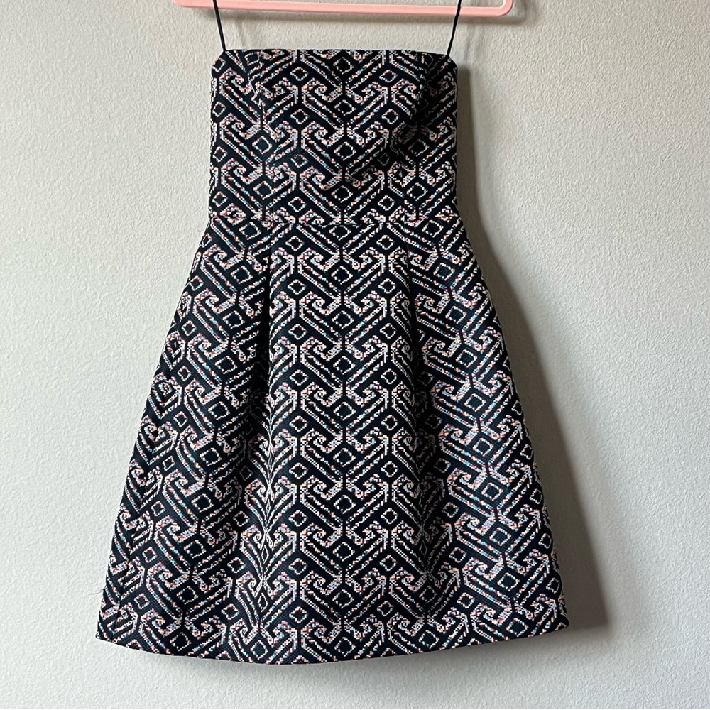 Trina Turk Strapless Geometric A Line Cocktail Dress Retro Black NWOT Size 0